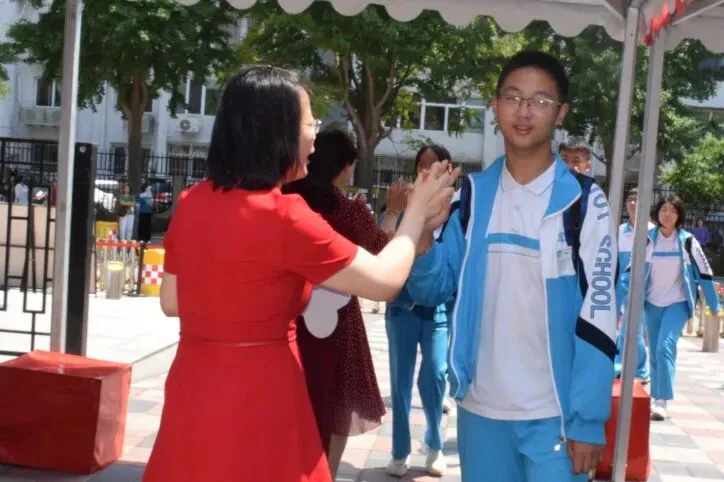 中考首日,少年只管向前冲!!!-第134张图片-四季读书网