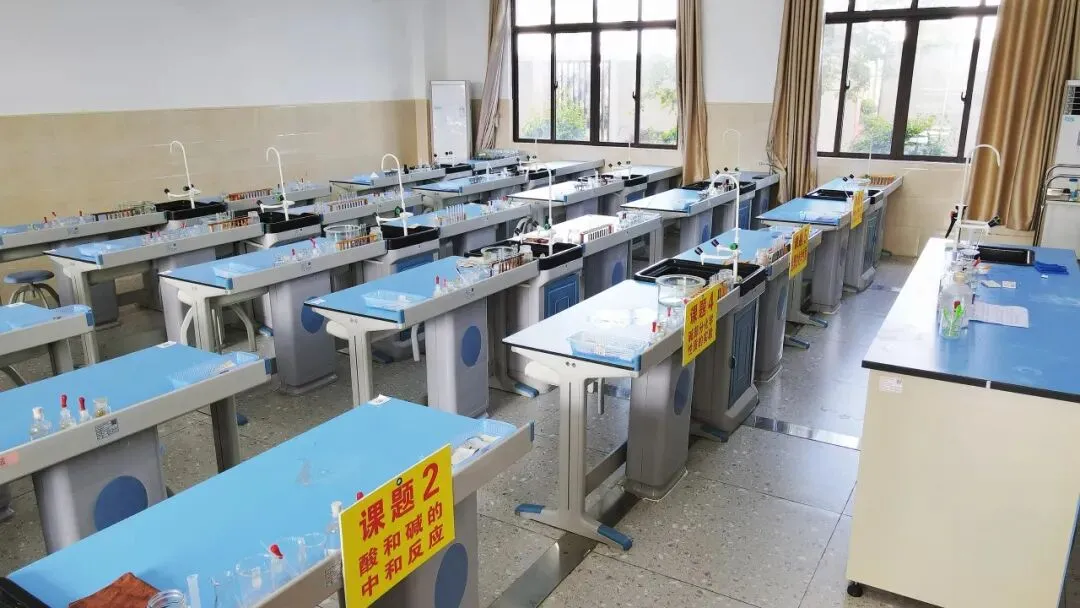 圆梦中考,大家育才未来学校请全南宁市中考考生免费喝品牌奶茶-第9张图片-四季读书网
