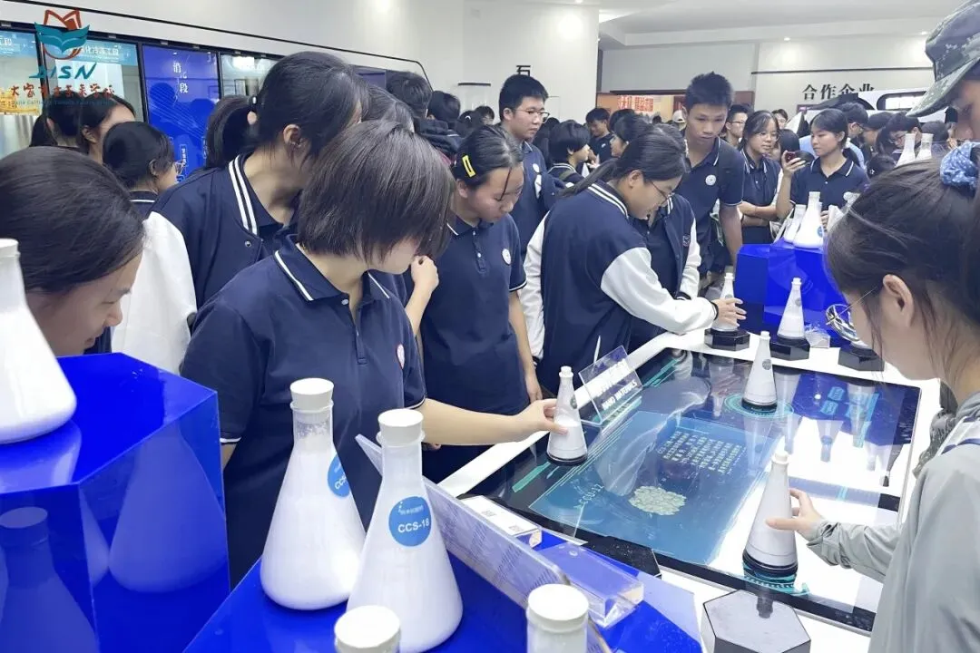 圆梦中考,大家育才未来学校请全南宁市中考考生免费喝品牌奶茶-第31张图片-四季读书网