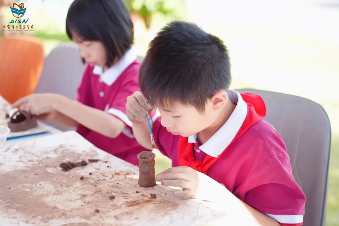 圆梦中考,大家育才未来学校请全南宁市中考考生免费喝品牌奶茶-第44张图片-四季读书网