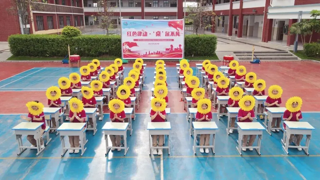 圆梦中考,大家育才未来学校请全南宁市中考考生免费喝品牌奶茶-第54张图片-四季读书网