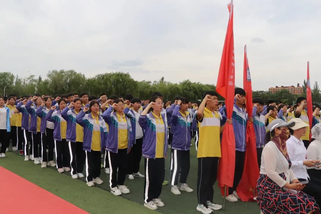 毕业致青春 壮行战中考|吴忠市红寺堡区第一中学教育集团2026届毕业典礼圆满落幕-第27张图片-四季读书网