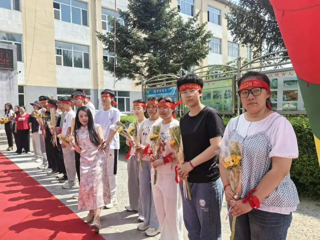展鲲鹏壮志 赴锦绣前程---天元学校为中考学子助力壮行-第13张图片-四季读书网