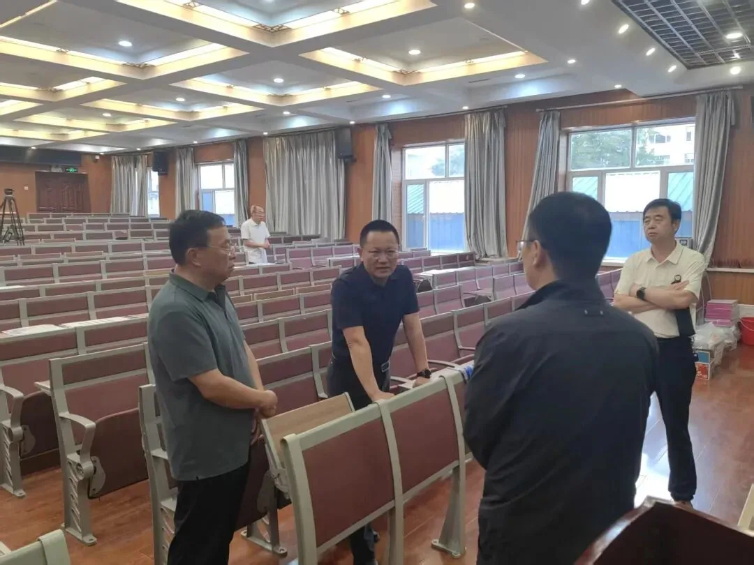 于化岩实地调研中考、会考考点筹备保障工作-第1张图片-四季读书网