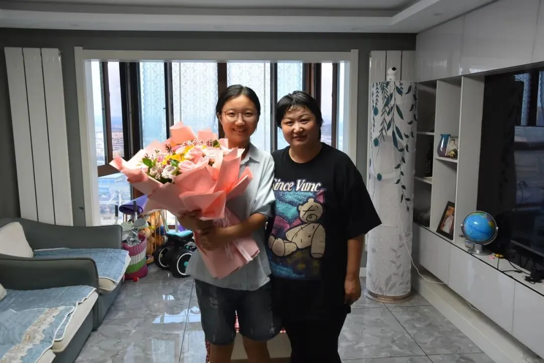 鹤岗市消防救援支队组织开展指战员子女中考暖心慰问活动-第23张图片-四季读书网