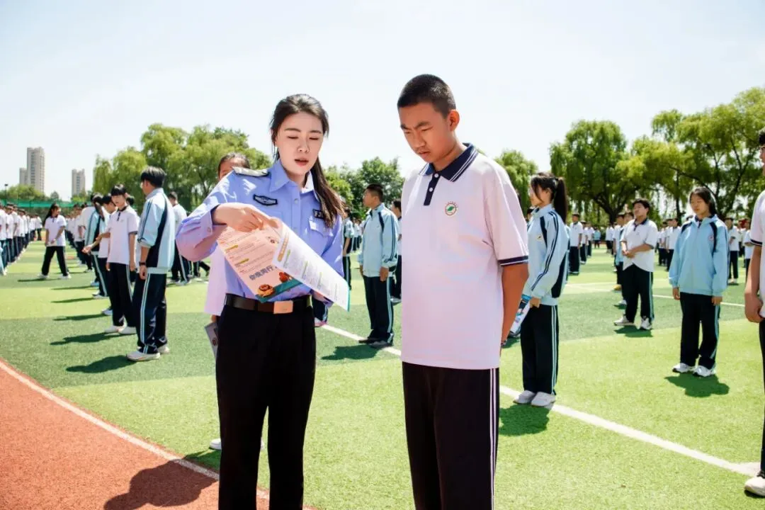 中考首日!宁安公安全力以“护” ,助梦远航!-第14张图片-四季读书网
