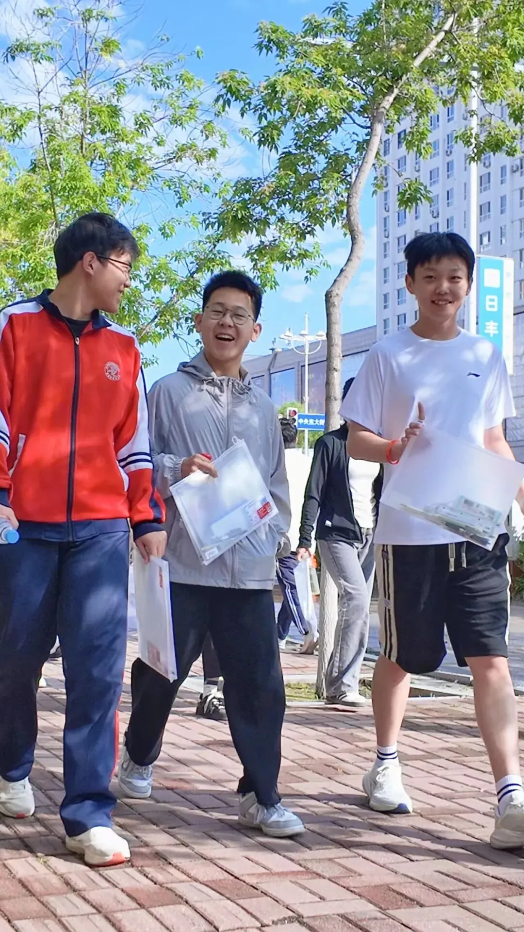 黑河中考首日→少年乘风,一往无前!-第9张图片-四季读书网