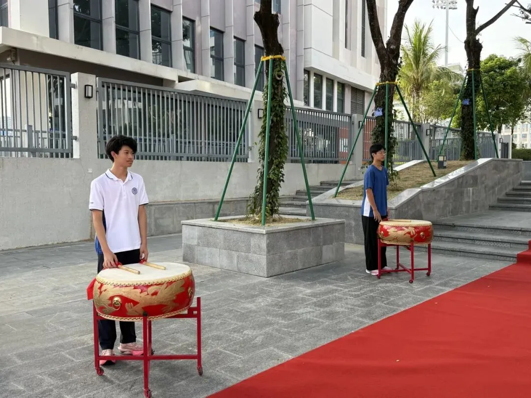 鱼跃龙门 中考必胜 | 三亚崖州湾科技城寰岛实验中学2026届初三送考仪式-第26张图片-四季读书网