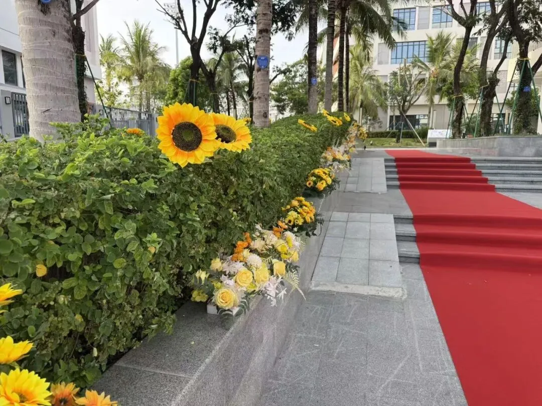 鱼跃龙门 中考必胜 | 三亚崖州湾科技城寰岛实验中学2026届初三送考仪式-第28张图片-四季读书网