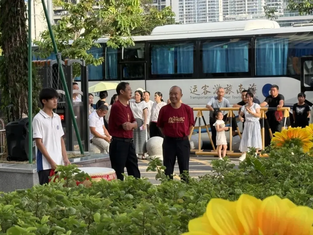 鱼跃龙门 中考必胜 | 三亚崖州湾科技城寰岛实验中学2026届初三送考仪式-第55张图片-四季读书网