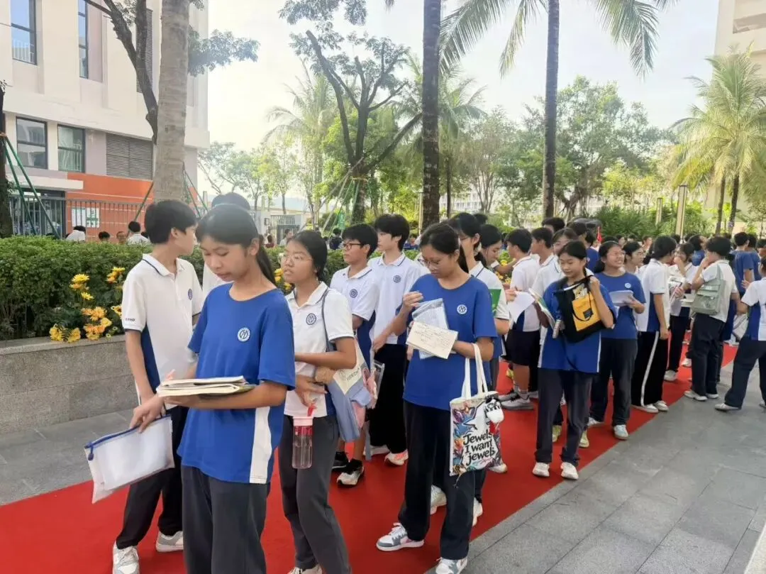 鱼跃龙门 中考必胜 | 三亚崖州湾科技城寰岛实验中学2026届初三送考仪式-第74张图片-四季读书网