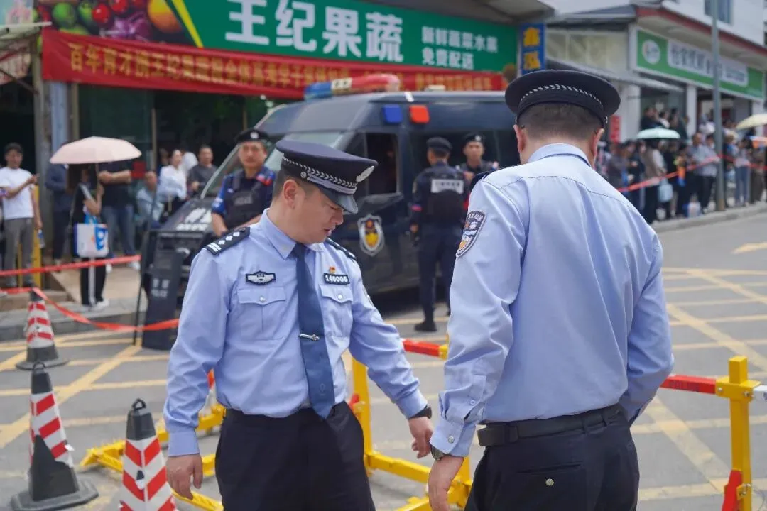 护航中考,逐梦前行!古城公安圆满完成2026年中考安保工作-第1张图片-四季读书网