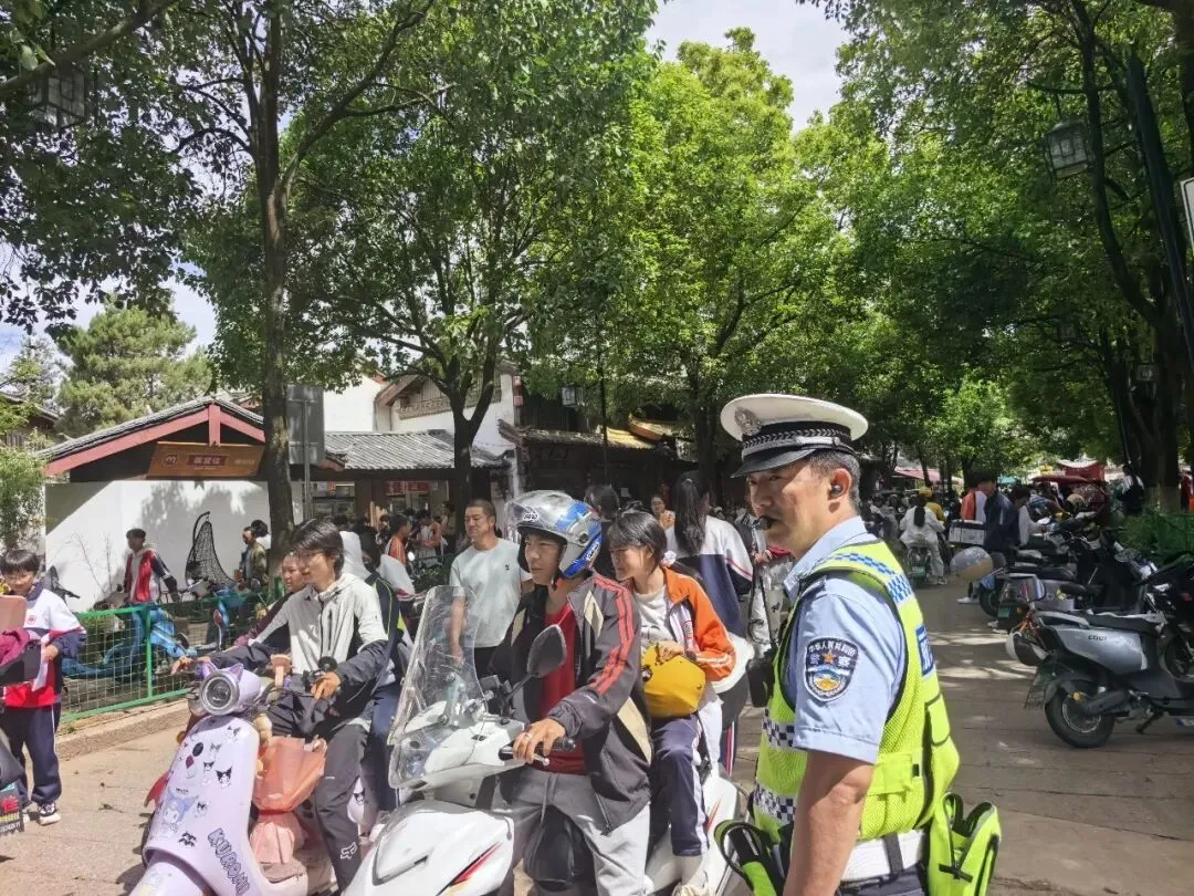 护航中考,逐梦前行!古城公安圆满完成2026年中考安保工作-第25张图片-四季读书网