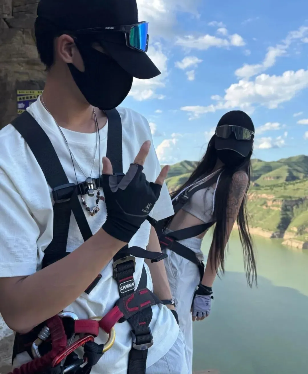 【中考加油】考完出逃,峡谷报道!!-第8张图片-四季读书网