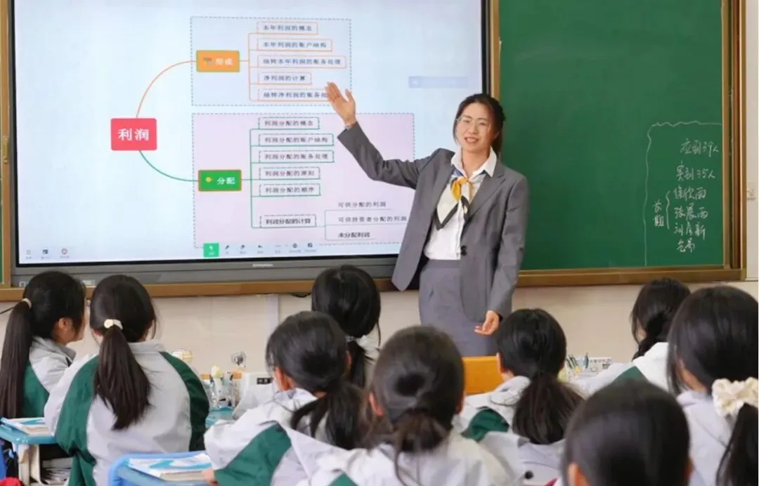 212人!中考学子新选择!余杭这所学校四大热门专业招生计划公布!现代会计、酷炫电商、智慧物流,涉农专业每年还有两千多补助……-第12张图片-四季读书网