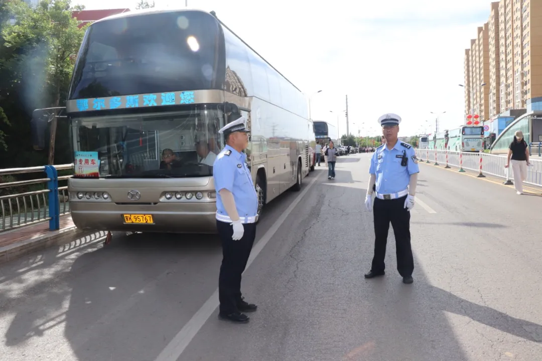 中考首日,为准格尔旗8151名考生加油!-第9张图片-四季读书网