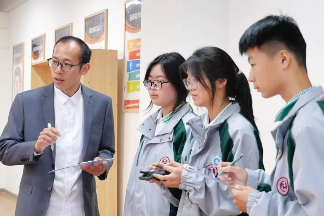 212人!中考学子新选择!余杭这所学校四大热门专业招生计划公布!现代会计、酷炫电商、智慧物流,涉农专业每年还有两千多补助……-第50张图片-四季读书网