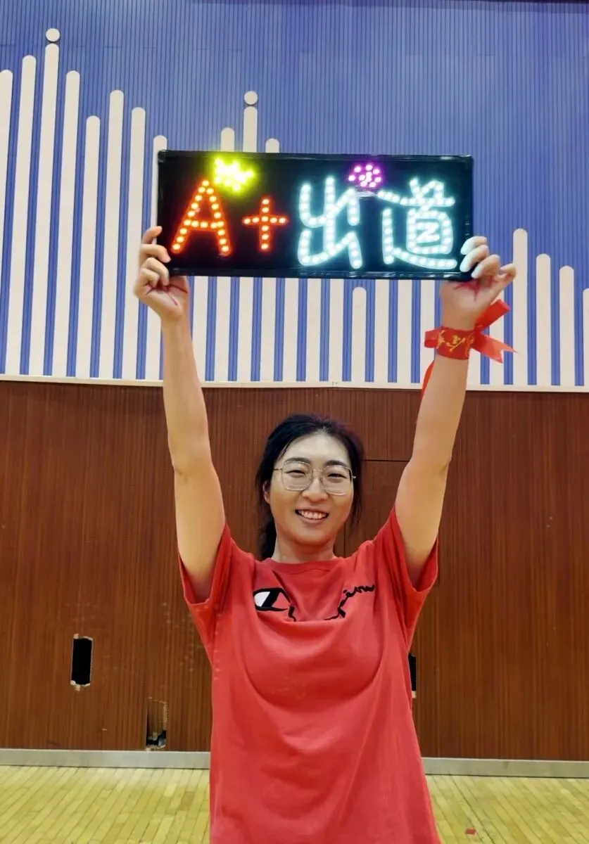 少年,加油!2026中考首日,柳州考生执笔逐光!-第4张图片-四季读书网