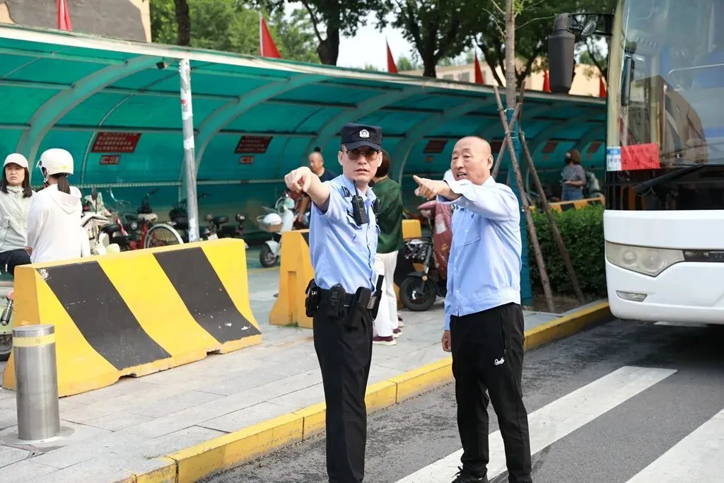 圆梦中考,密云公安同行!-第6张图片-四季读书网