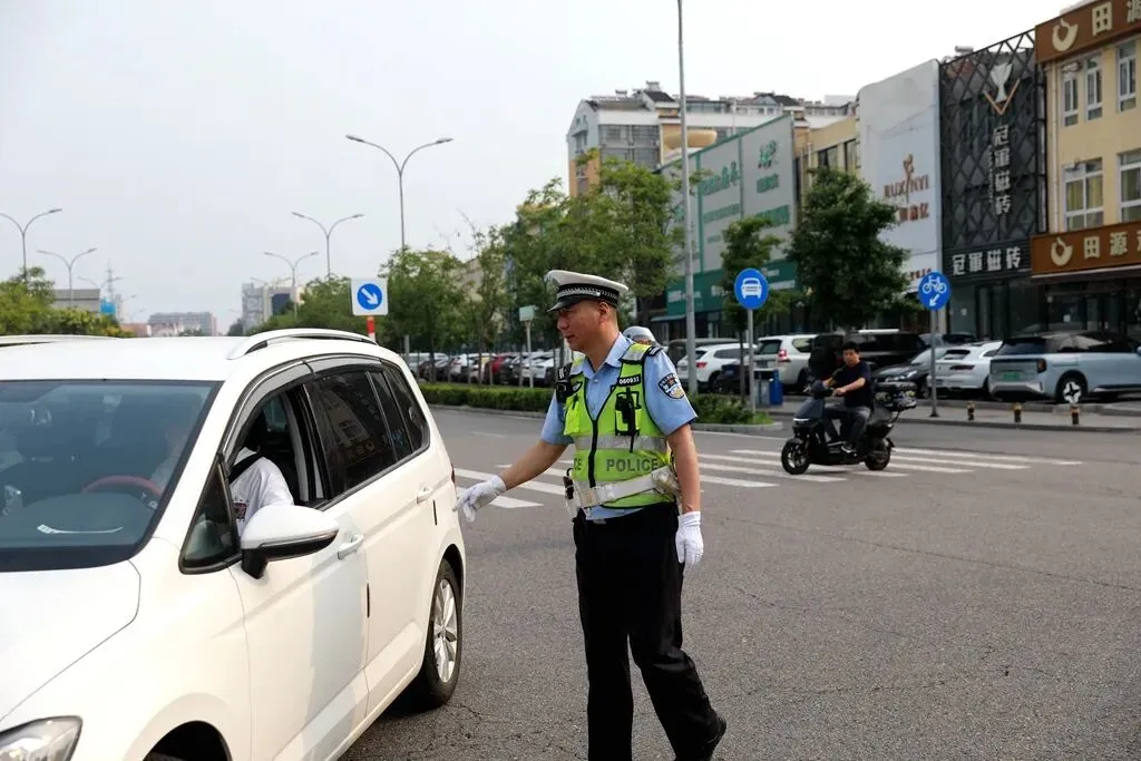 圆梦中考,密云公安同行!-第12张图片-四季读书网