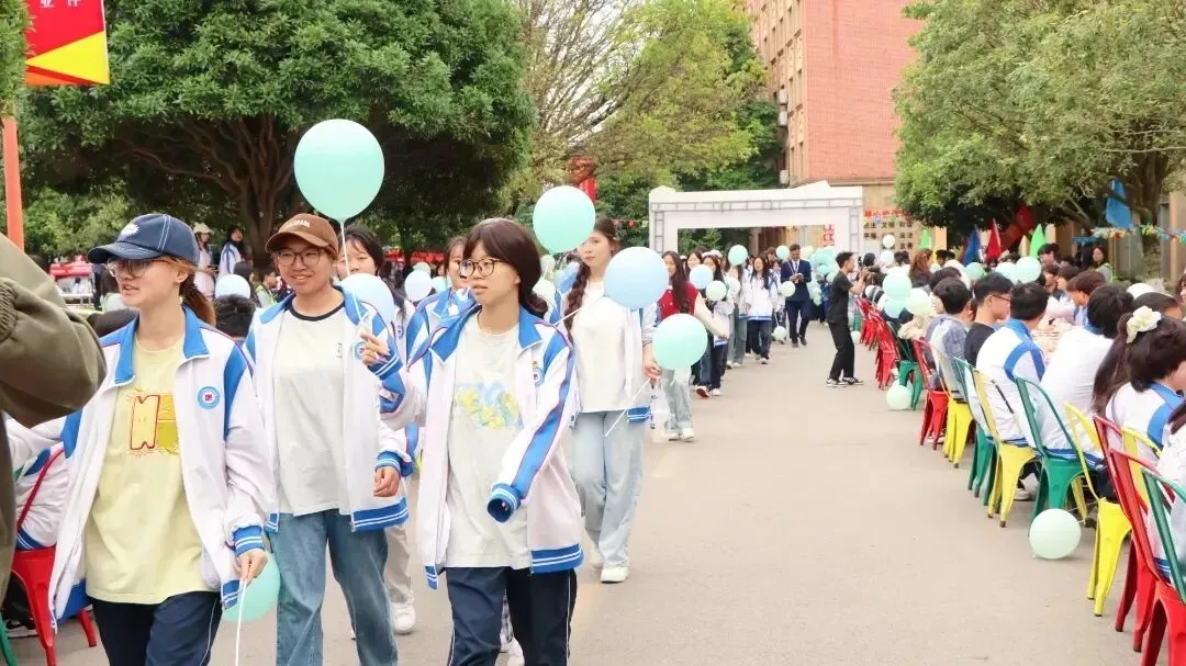成都中考落榜生读四川五月花技师学院好就业专业及录取分数-第3张图片-四季读书网
