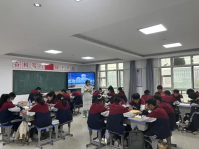 中考发挥失常?别让一次考试定义孩子的未来!换条赛道,照样上大学!-第7张图片-四季读书网