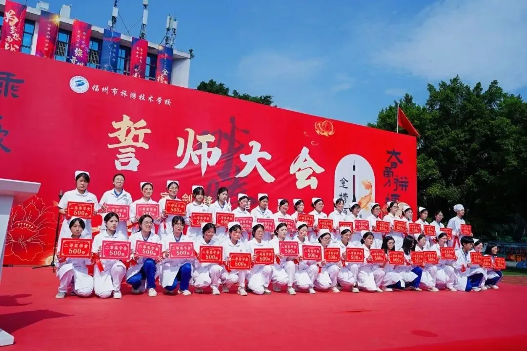 从中考失利到职教高考全省第一逆袭本科:中职三年,我活成了自己的光-第41张图片-四季读书网