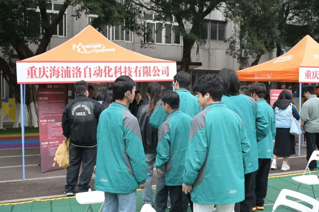 重庆中考出分了,没上联招线?在重庆新华,换个方向你照样是主角-第29张图片-四季读书网