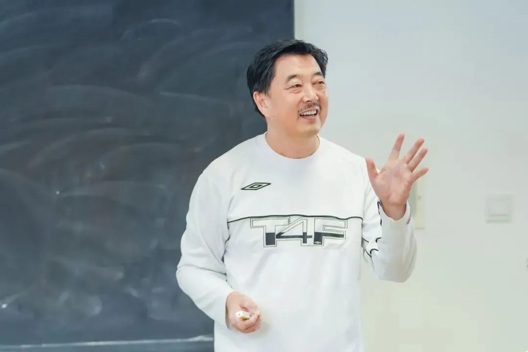 南京赫贤普高精准托举每一位少年——中考择校季,选一所真正看得见孩子的精品高中-第9张图片-四季读书网