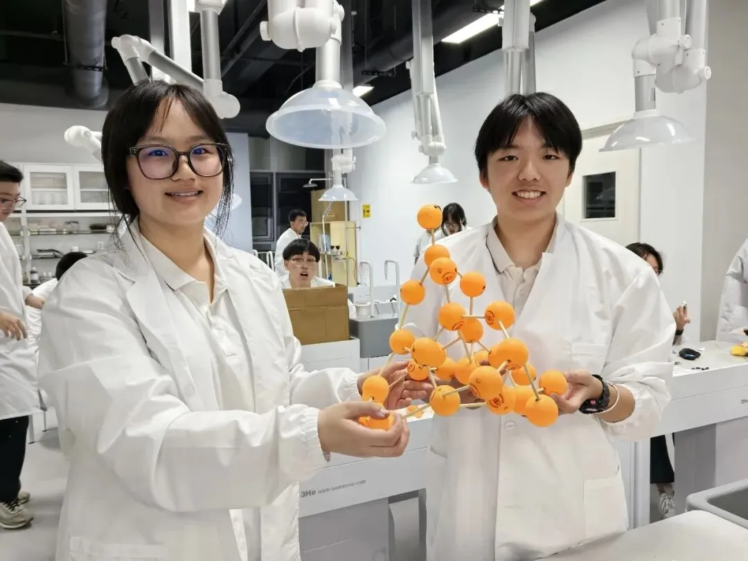 南京赫贤普高精准托举每一位少年——中考择校季,选一所真正看得见孩子的精品高中-第11张图片-四季读书网