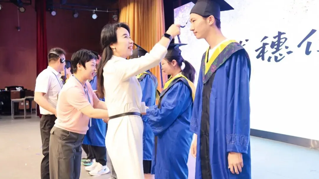 南京赫贤普高精准托举每一位少年——中考择校季,选一所真正看得见孩子的精品高中-第18张图片-四季读书网