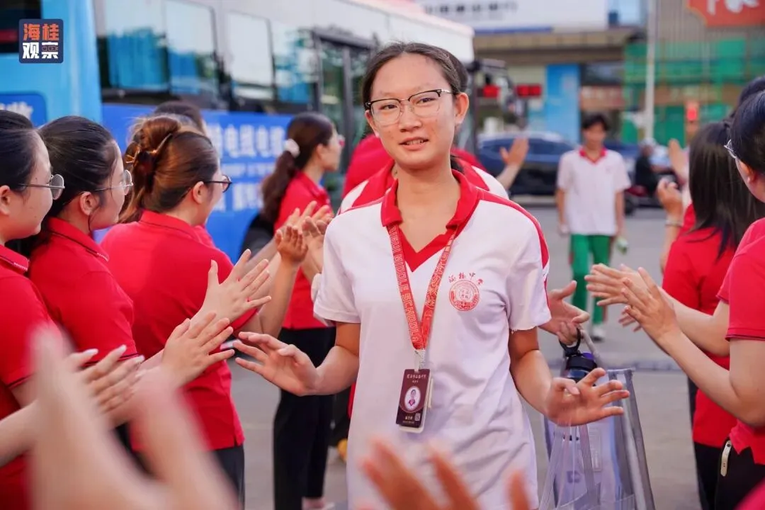 中考暖心送考 || 为每一位全力以赴的初三学子喝彩!-第24张图片-四季读书网