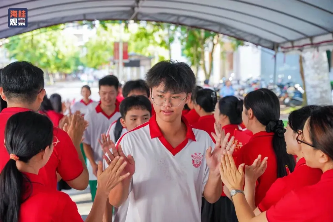 中考暖心送考 || 为每一位全力以赴的初三学子喝彩!-第44张图片-四季读书网