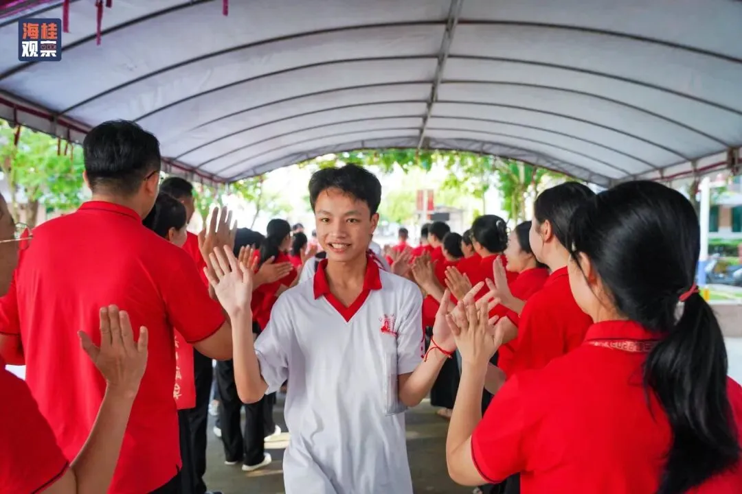 中考暖心送考 || 为每一位全力以赴的初三学子喝彩!-第47张图片-四季读书网