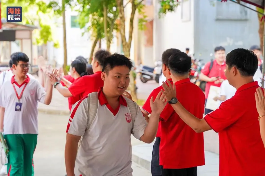 中考暖心送考 || 为每一位全力以赴的初三学子喝彩!-第48张图片-四季读书网
