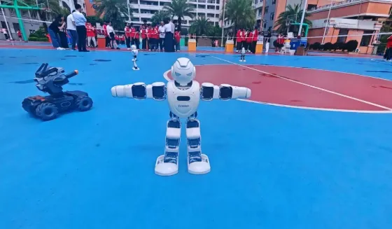 执笔为剑赢中考,追光逐梦向未来|贺州外国语学校举行初三毕业典礼暨壮行仪式-第55张图片-四季读书网