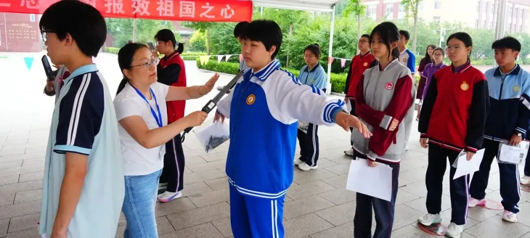 中考落幕,温情永恒 | 阳坊学校考点2026年初中学业水平考试纪实-第37张图片-四季读书网