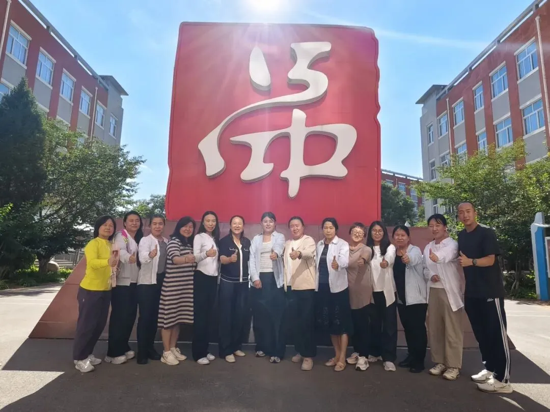 中考落幕,温情永恒 | 阳坊学校考点2026年初中学业水平考试纪实-第97张图片-四季读书网