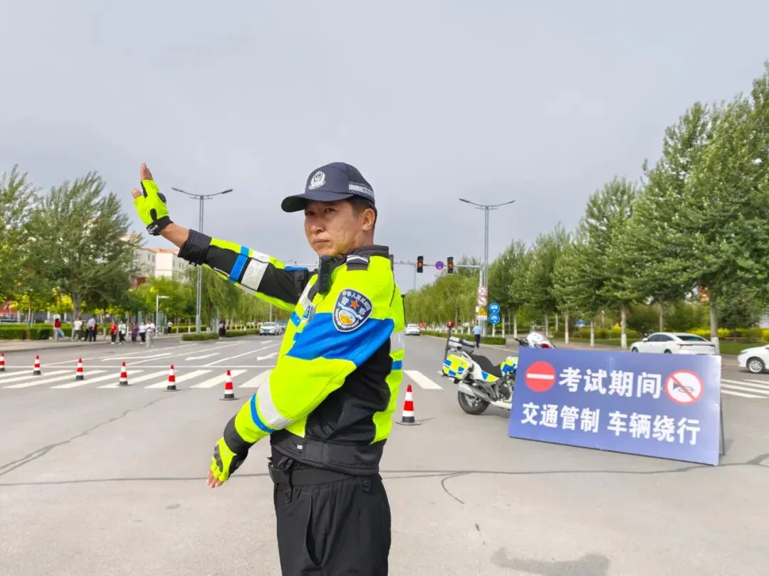 中考,依旧守护!-第33张图片-四季读书网