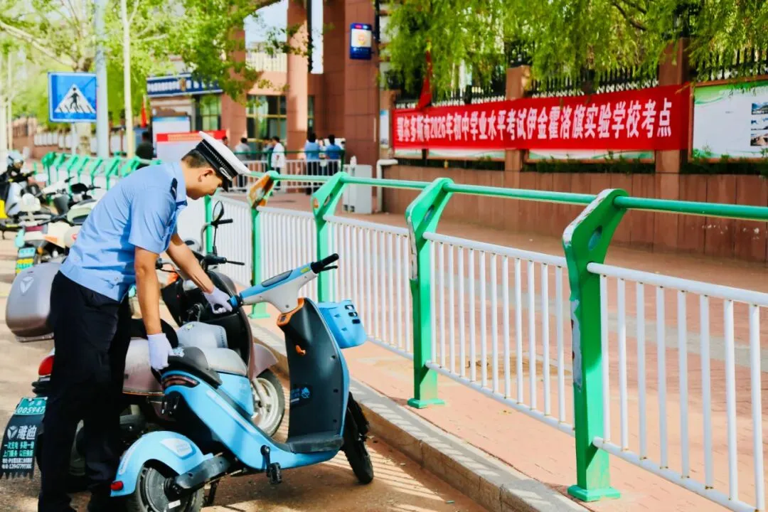 中考,依旧守护!-第34张图片-四季读书网