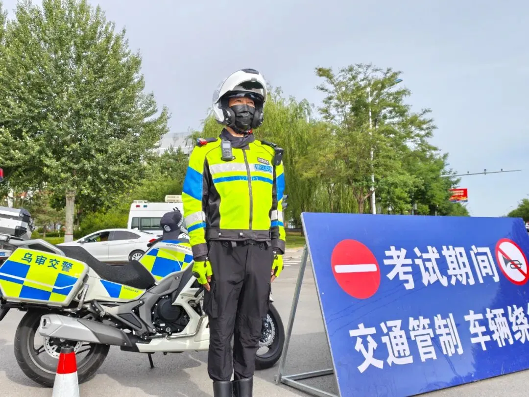 中考,依旧守护!-第37张图片-四季读书网