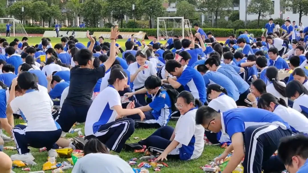 三尺坚守,一路芳华|中考在即!七高心理科组:从容应考,专业的心理老师以专业的态度为大家保驾护航!-第32张图片-四季读书网