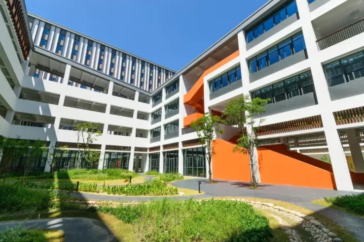 别被升学率忽悠了!中考后选国际高中,这3个指标才是避坑底线-第8张图片-四季读书网