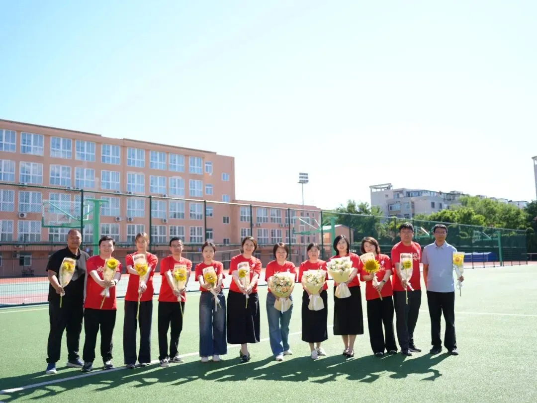 中考最后一天|提笔是少年,合笔是荣光-第38张图片-四季读书网