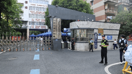 广西公安暖心护中考-第3张图片-四季读书网