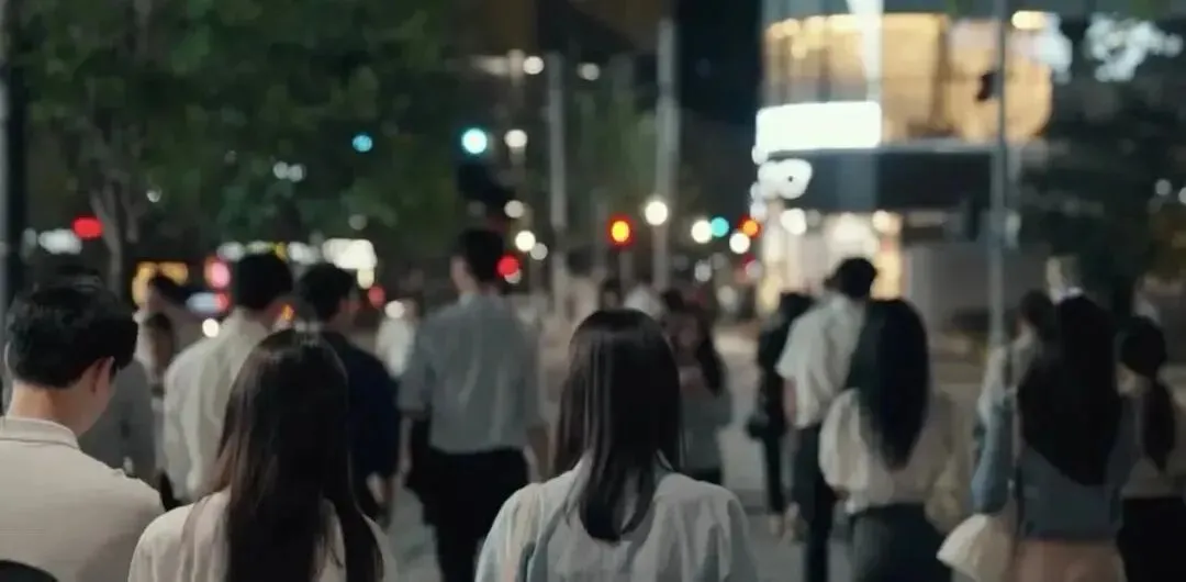 全国第一个取消中考分流的城市,出现了!家长圈沸腾,我却想起那个告了学校的高中生……-第6张图片-四季读书网