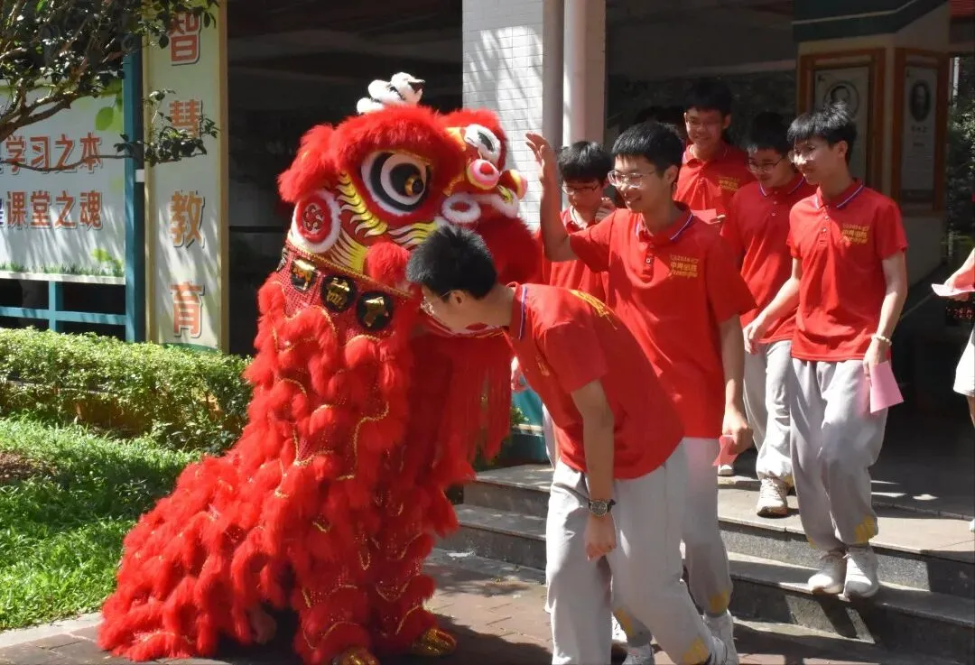 初三逐梦,决胜中考!-第7张图片-四季读书网