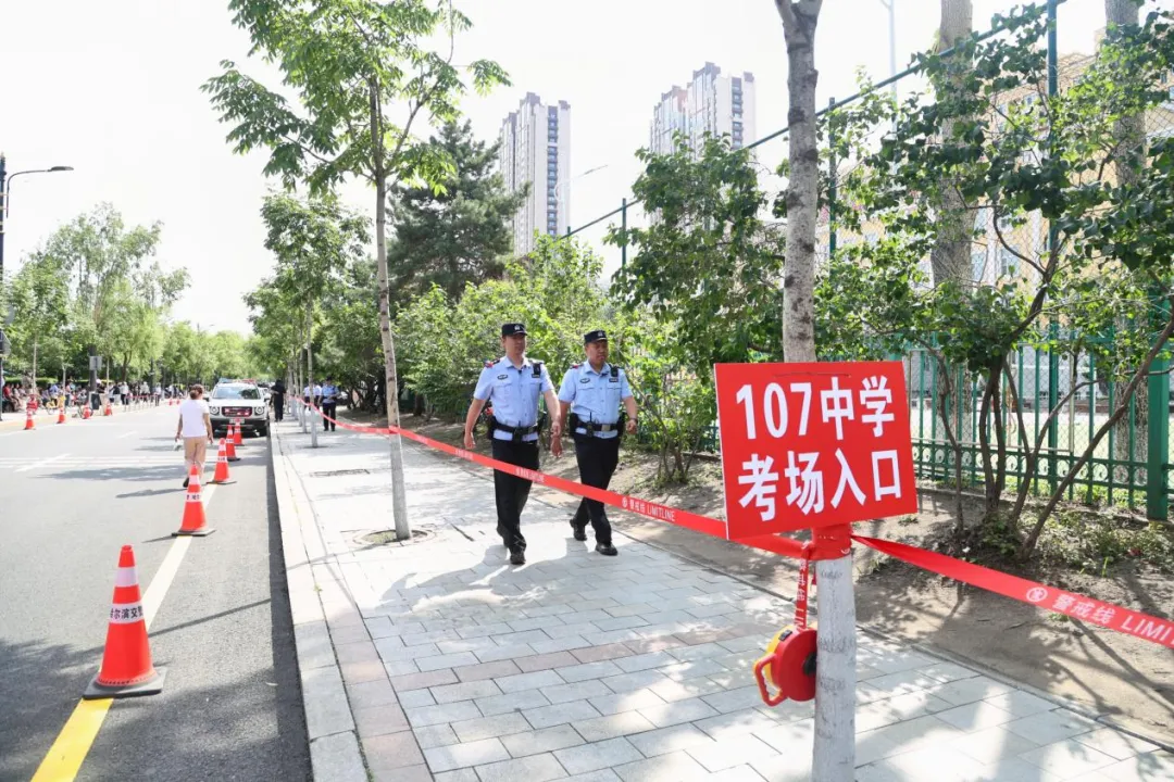 护航中考 道外公安全力守护学子逐梦路-第4张图片-四季读书网