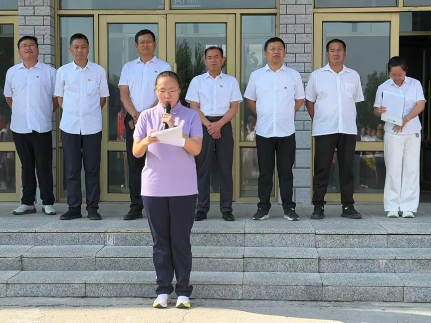 【北兴中学】逐梦中考不负韶华,全力冲刺决胜今朝------北兴中学2026年考前动员大会圆满举行-第5张图片-四季读书网