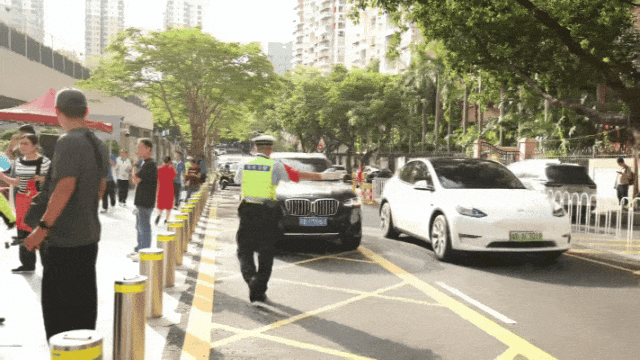 中考首日,科技警力齐上阵!解锁护考新模式→-第12张图片-四季读书网